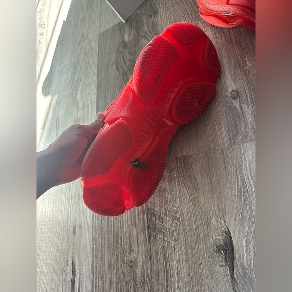 Size 42 men (9 men) Balenciagas - Picture 3 of 5